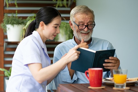 the-benefits-of-companionship-for-seniors