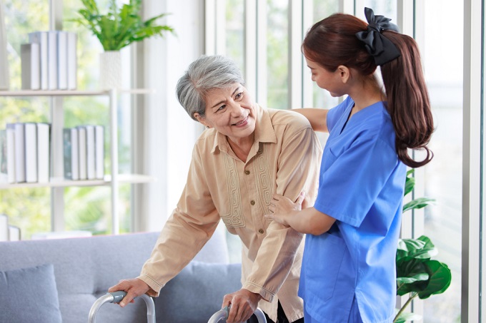 why-seniors-living-alone-need-companion-care